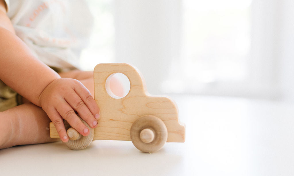Wooden Toy Truck, Maple - Bannor Toys
