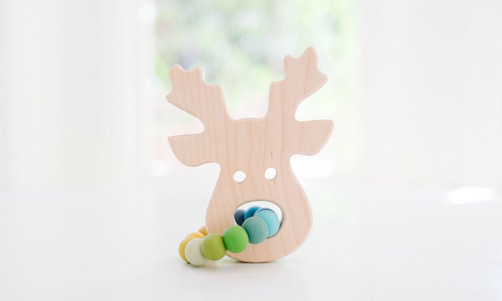 Reindeer Wood Grasping Toy With Teething Beads - Bannor Toys