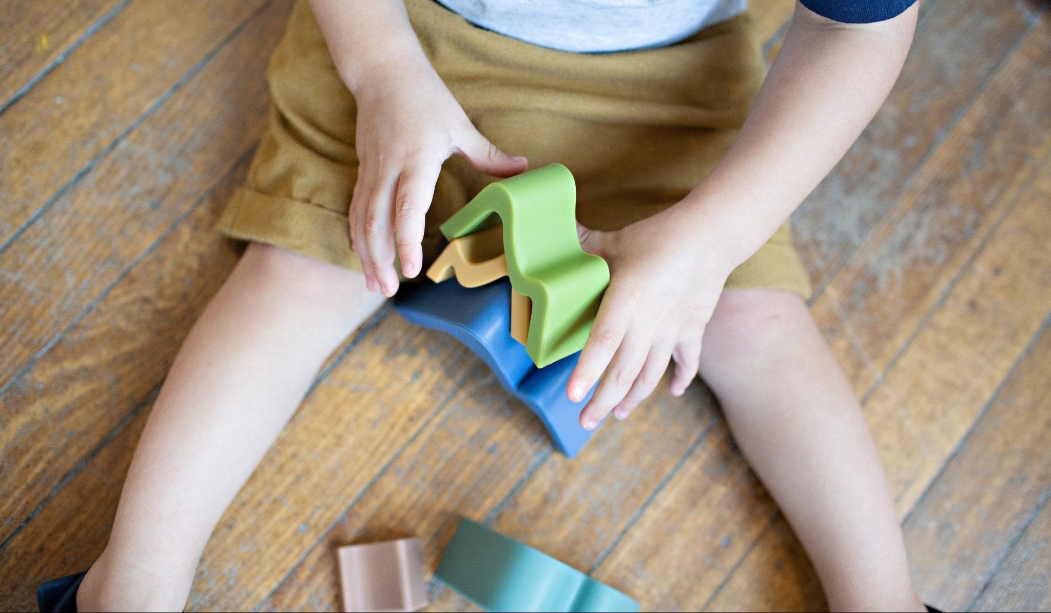 Silicone Mountain Stacker - Bannor Toys