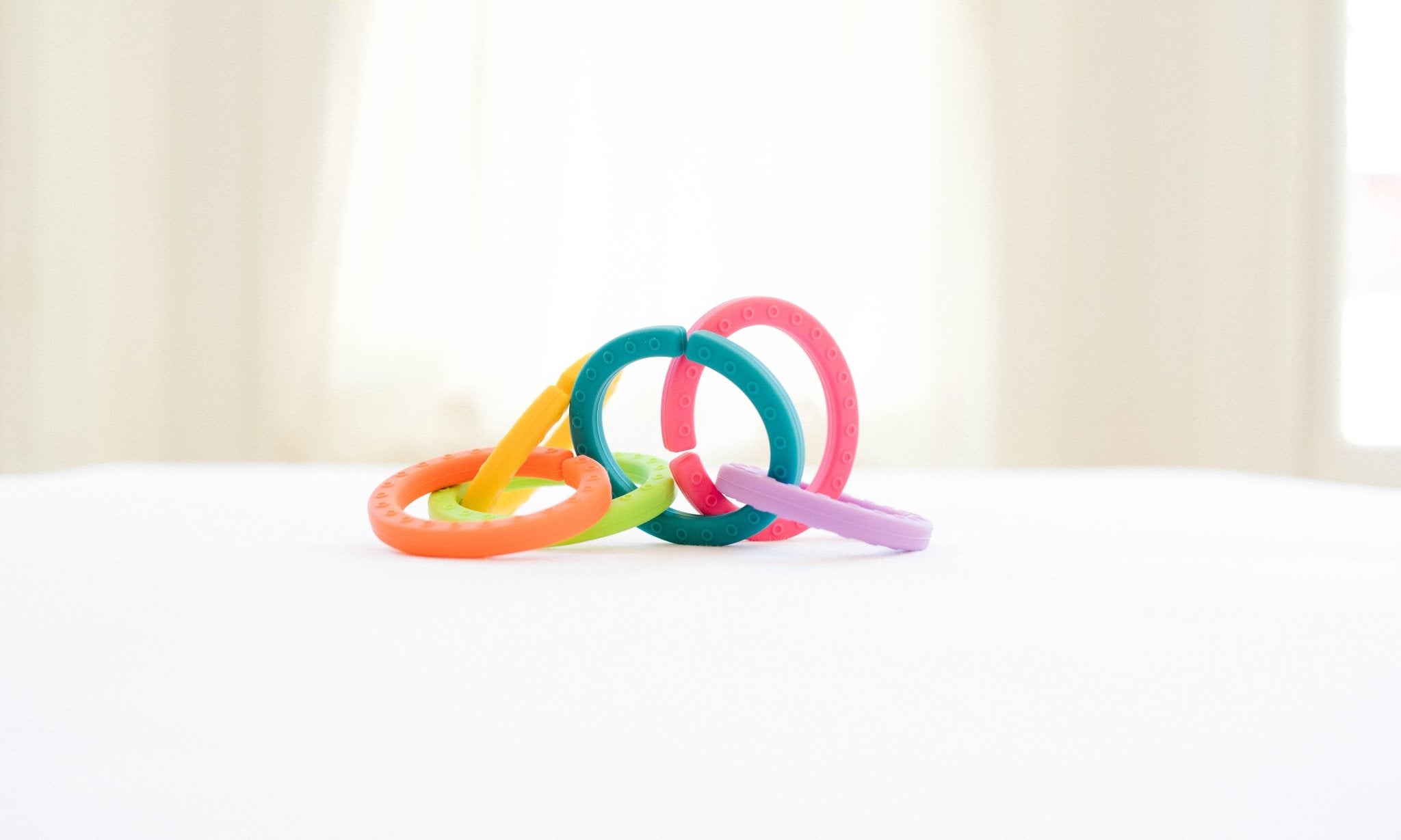 Silicone Ring Links - Confetti - Bannor Toys