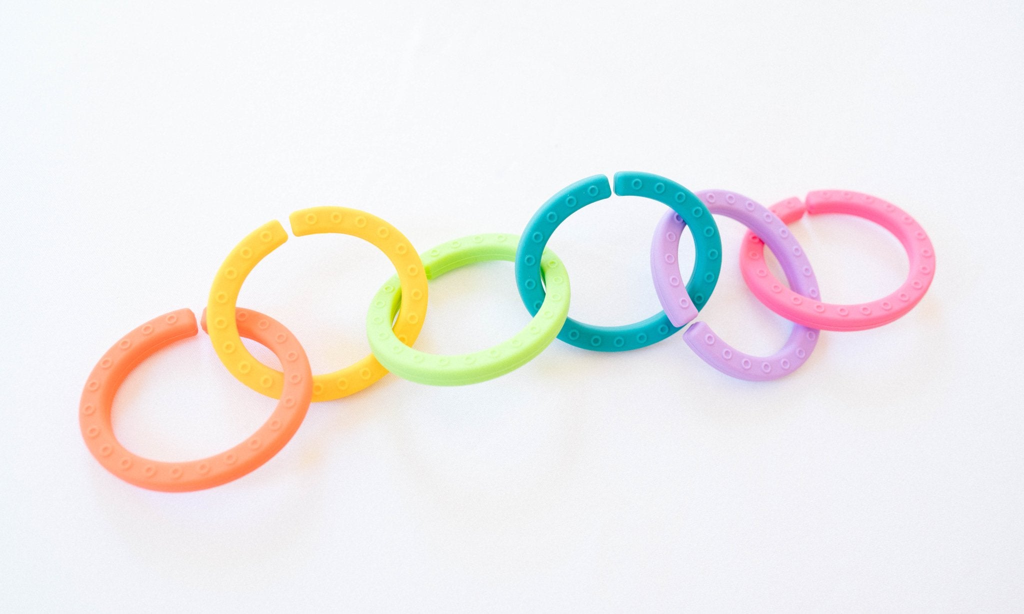 Silicone Ring Links - Confetti - Bannor Toys