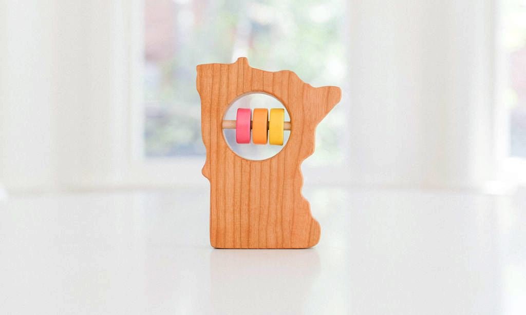 Minnesota Wooden Baby Rattle™ - Bannor Toys